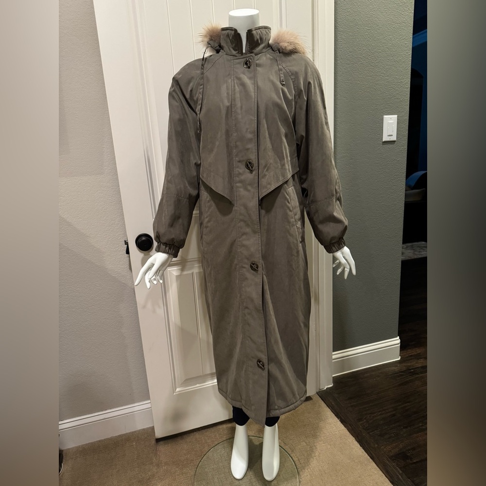 Fleet Street Long Taupe-Gray Hooded Coat with Faux-Fur Trim Size Small - Picture 4 of 10